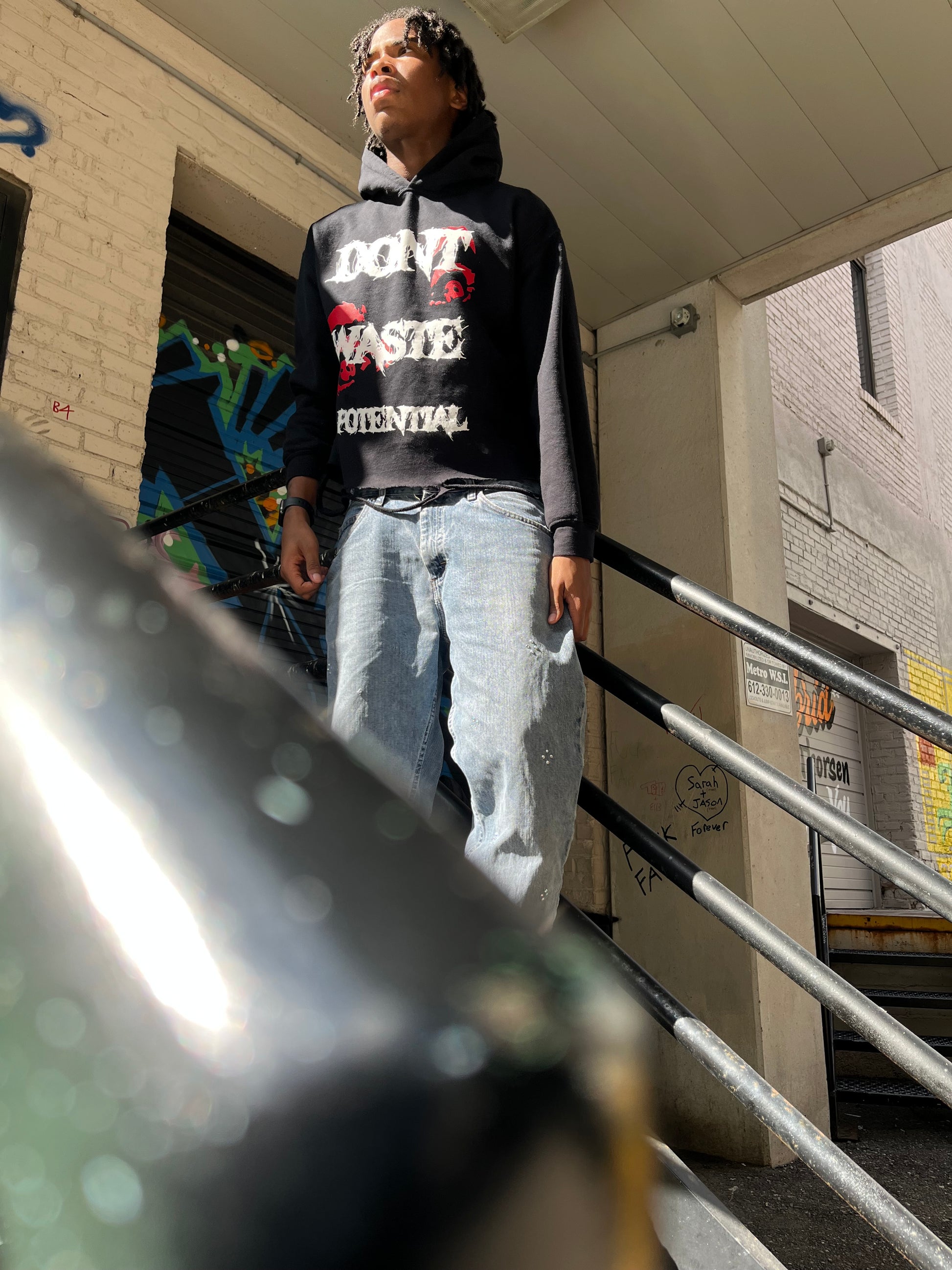 DISTRESSED HOODIE