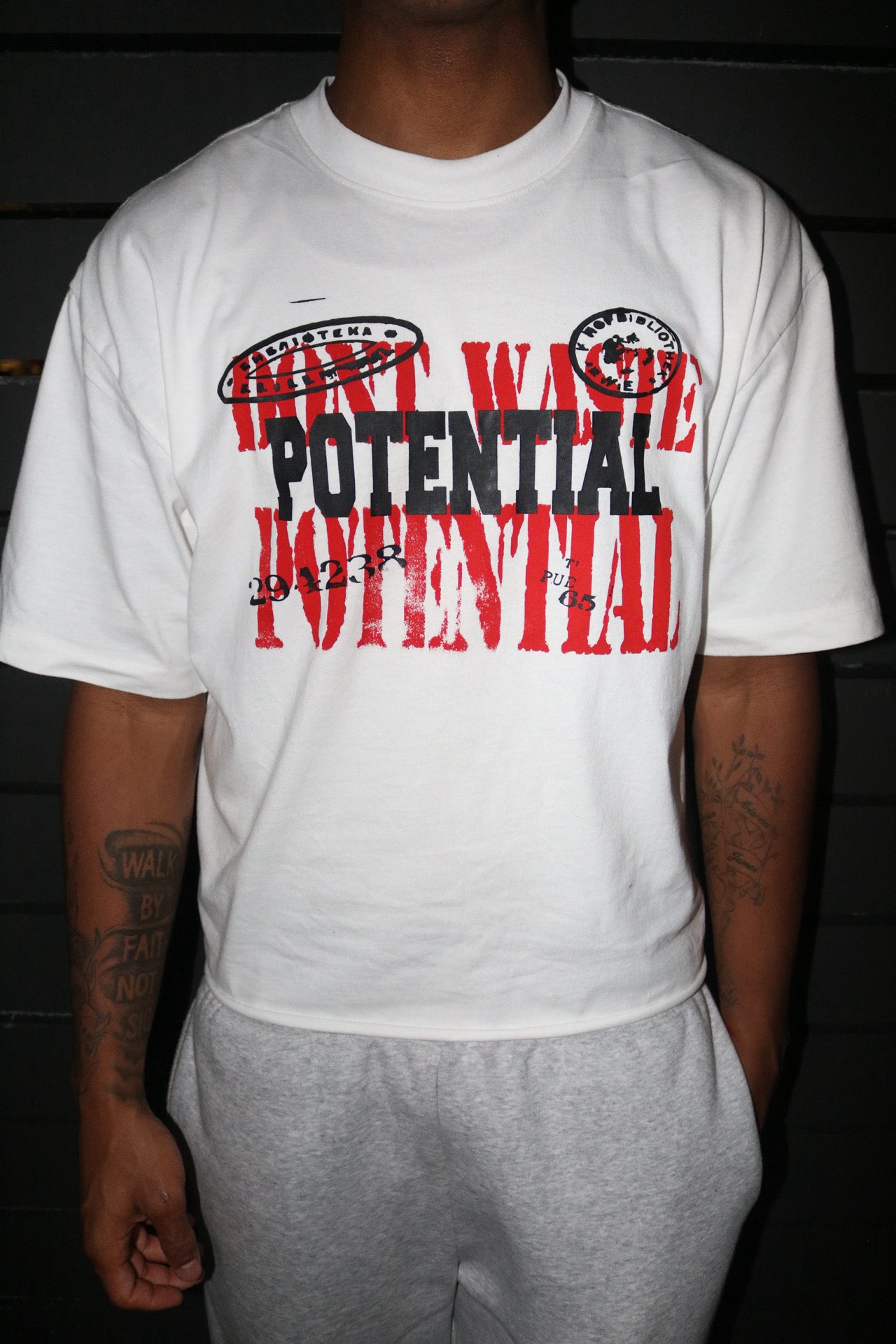BOXY TEE
